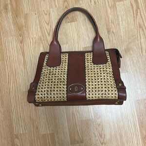 Fossil purse